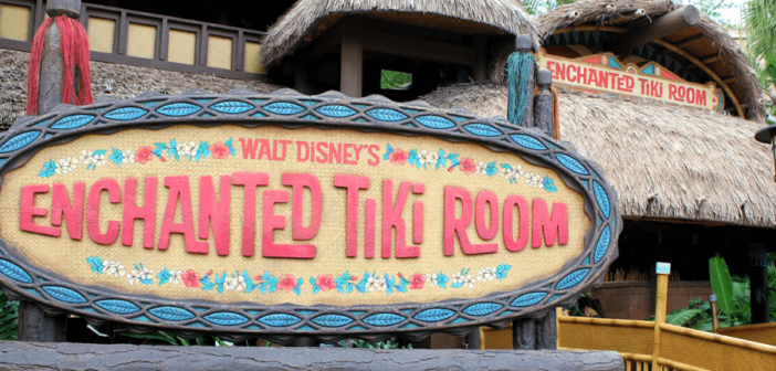 Entrada a Enchanted Tiki Room en Orlando