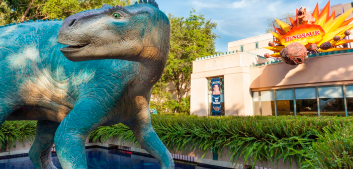 Entrada atracción Dinosaur en Animal Kingdom