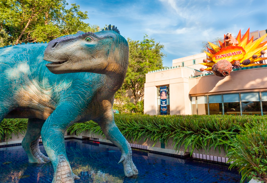 Entrada atracción Dinosaur en Animal Kingdom