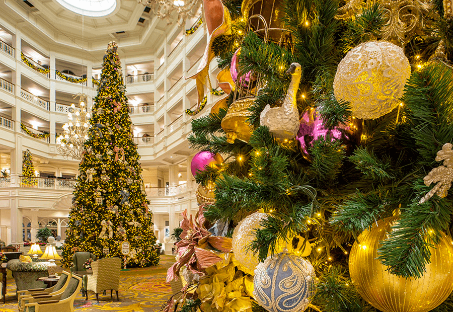 Decoración navideña en el Grand Floridian de Disney World.