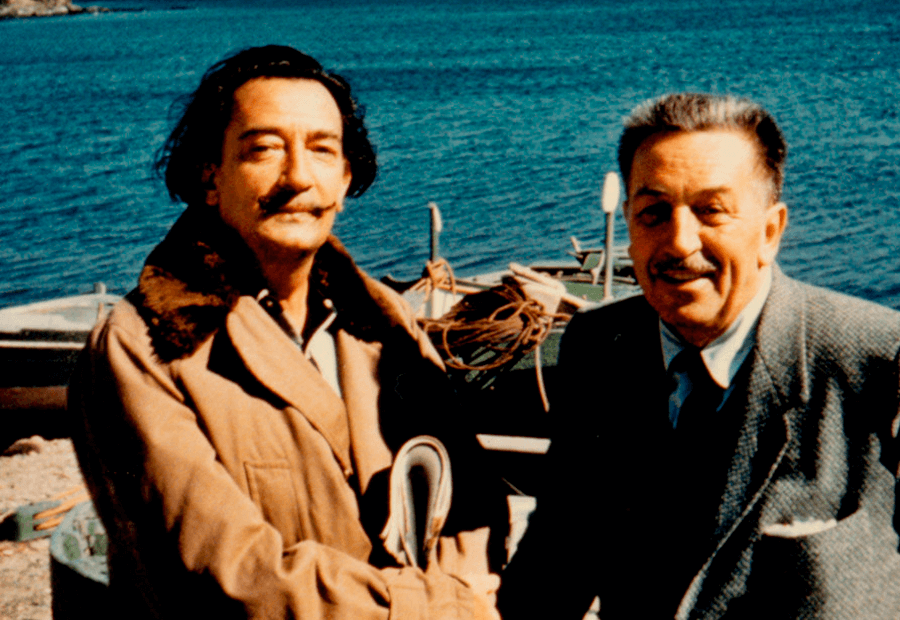 Walt Disney junto a su amigo Salvador Dalí