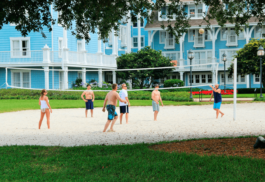 Pista de arena de voleibol en el Beach Club Resort de Disney World.