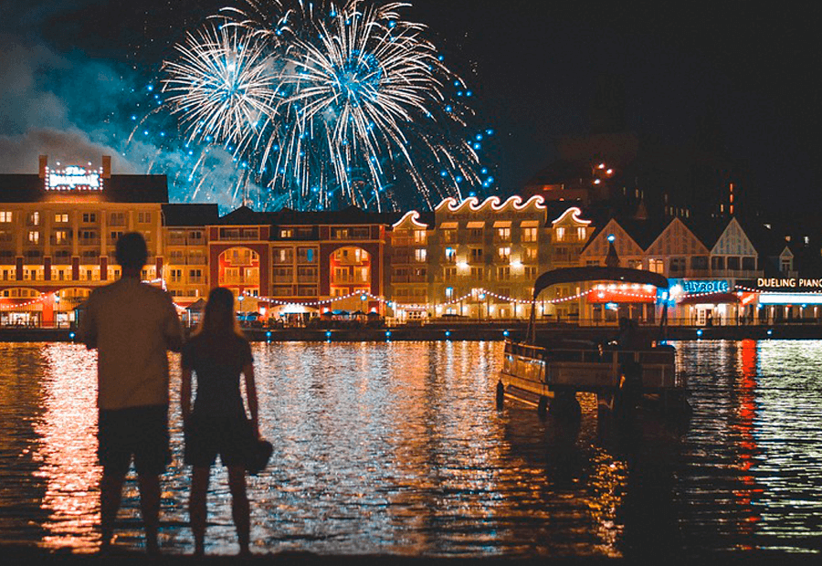 Fuegos artificiales desde el Disney Boardwalk en Orlando