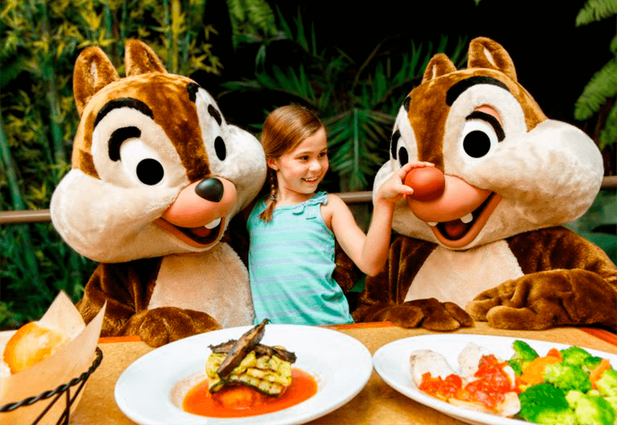 Comiendo con personajes en Disney World